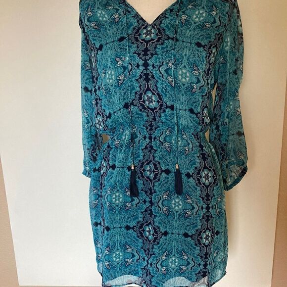 Rose & Olive Dresses & Skirts - Rose & Olive Print Chiffon dress XS